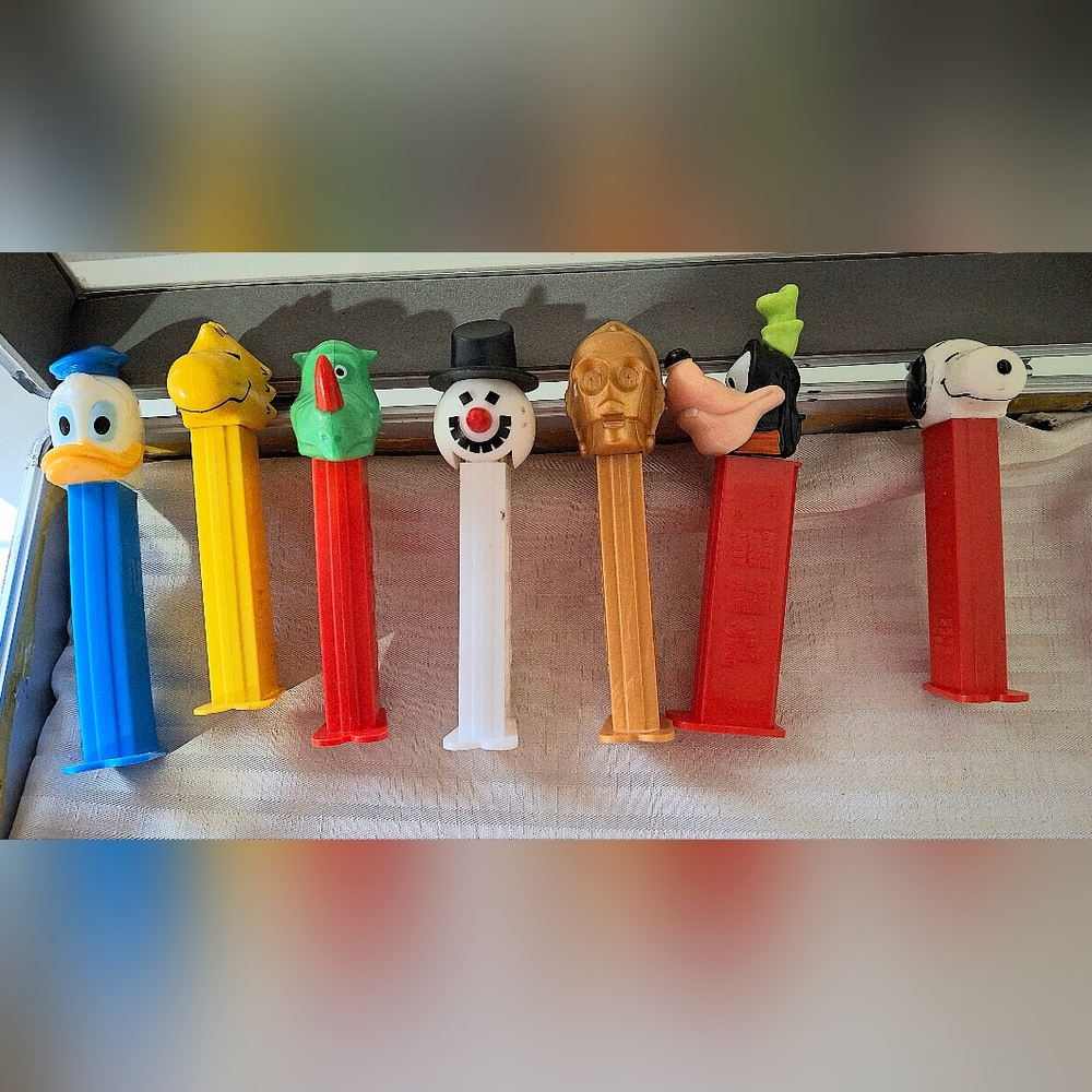Vintage PEZ Collection x 7